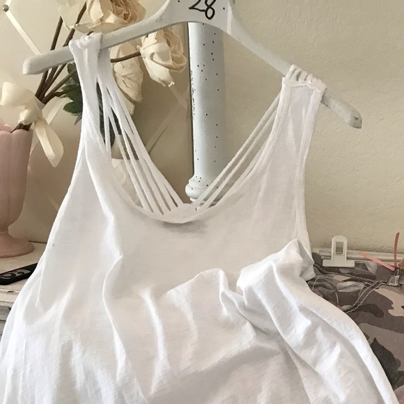 Detailed top - Picture 2 of 2